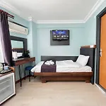 Sandara Boutique Couette-café