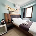 Sandara Boutique 3*